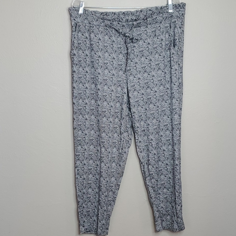 Torrid Herringbone Ponte Paperbag Waist Pant